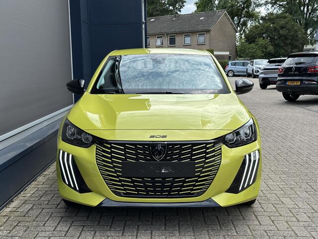 Peugeot 208 1.2 Hybrid 100 PK e-DCS6 Allure | Nieuw Model 2024! | Hybride Elektrisch rijden met Automaat | Navigatie | Parkeercamera | Draadloze telefoonlader | Stoelverwarming | LED Verlichting | Apple Carplay/Android Auto | Lichtmetalen Velgen | Cruise & Climate Co
