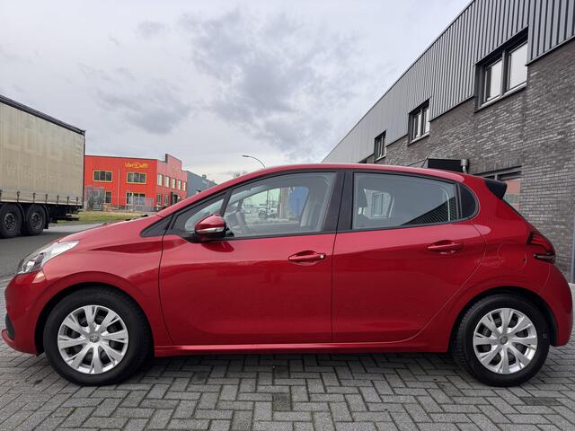 Peugeot 208 1.2 PureTech Blue Lion | 2E EIGENAAR | 12MND GARANTIE | AIRCO | CARPLAY