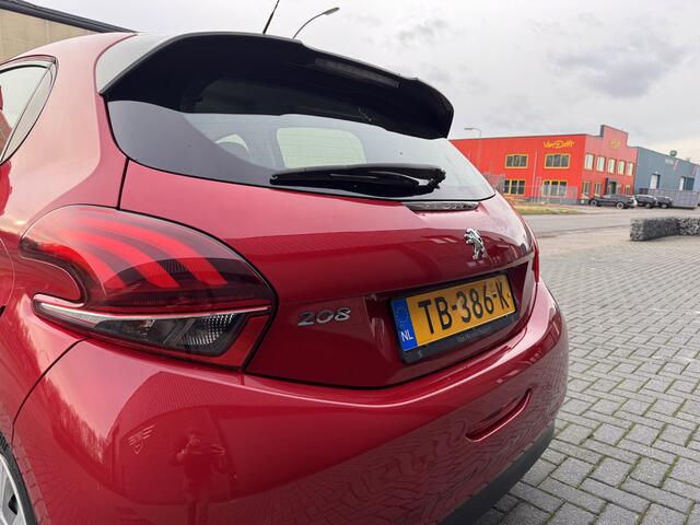 Peugeot 208 1.2 PureTech Blue Lion | 2E EIGENAAR | 12MND GARANTIE | AIRCO | CARPLAY