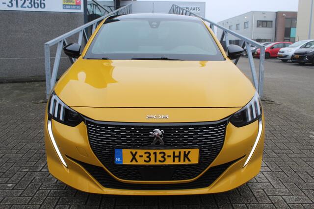 Peugeot 208 1.2 PureTech Allure GT Line/LED/Parkeersensoren rondom/Apple carplay/Airco/Rijstrookcorrectie/DAB+/Draadloze lader/LM velgen/Elektrische spiegels/Elektrische ramen/Privacy glass/Bluetooth