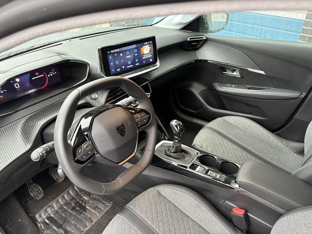 Peugeot 208 1.2 PureTech Allure Pack, navi, camera/climate/cruise