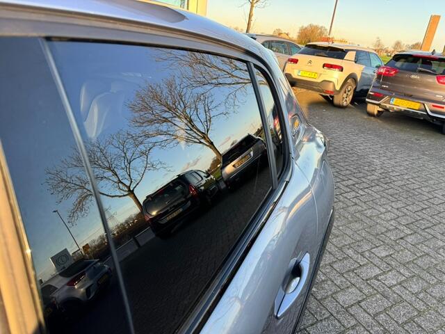 Peugeot 208 1.2 PureTech GT-Line Apple Carplay / Camera / Climate/ALL IN P