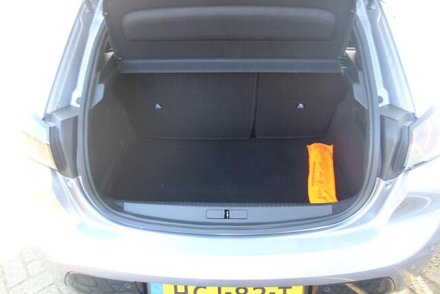 Peugeot 208 1.2 PureTech Active Pack Cruise control l Navigatie l AppleCarPlay/AndroidAuto