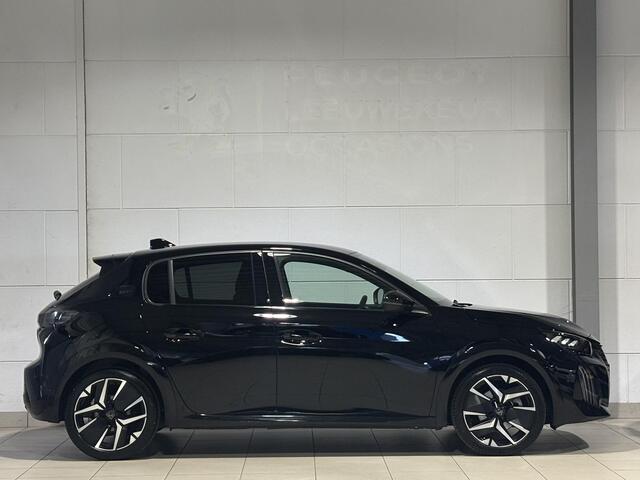 Peugeot 208 5-deurs GT 1.2 PureTech 100pk H6 DRAADLOOS APPLE CARPLAY / ANDROID AUTO | 360° CAMERA | ADAPTIVE CRUISE | 17" LM-VELGEN | LEDER/STOF | DODEHOEKBEW. | CLIMA | DAB+ | ISOFIX