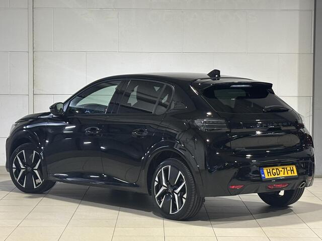 Peugeot 208 5-deurs GT 1.2 PureTech 100pk H6 DRAADLOOS APPLE CARPLAY / ANDROID AUTO | 360° CAMERA | ADAPTIVE CRUISE | 17" LM-VELGEN | LEDER/STOF | DODEHOEKBEW. | CLIMA | DAB+ | ISOFIX