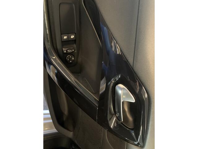 Peugeot 208 1.2 PureTech Active 5 drs Airco-Navigatie-Parkeersensoren
