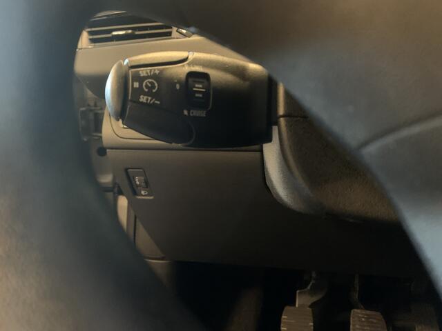 Peugeot 208 1.2 PureTech Active 5 drs Airco-Navigatie-Parkeersensoren