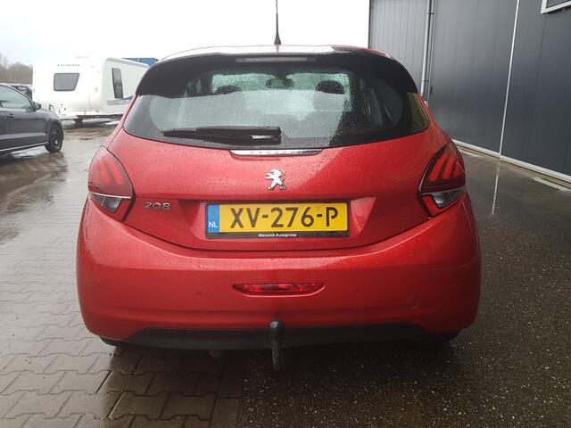 Peugeot 208 1.2 PureTech Signature