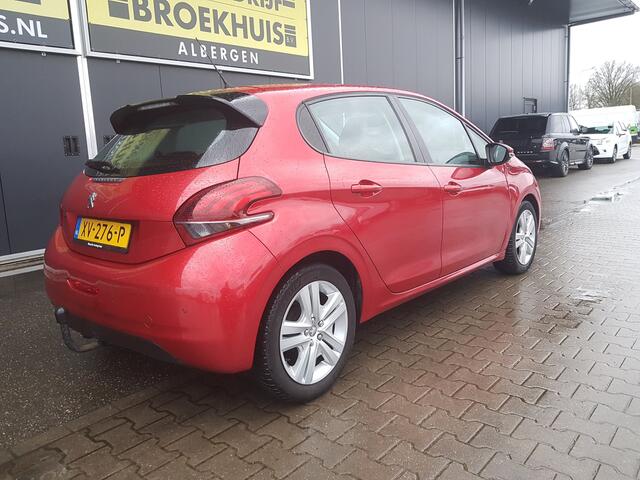 Peugeot 208 1.2 PureTech Signature