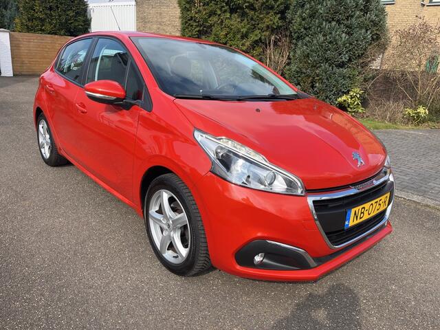 Peugeot 208 1.2 PureT. Blue Lion