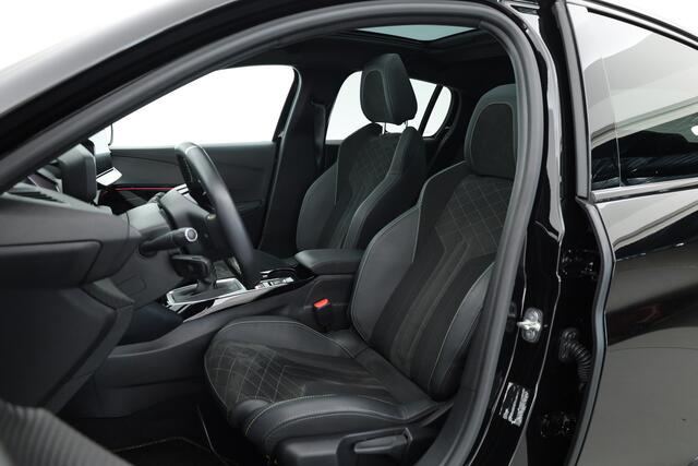 Peugeot 208 1.2 PureTech GT Pack | Adapt. Cruise | Keyless | Camera | Pano | Navi