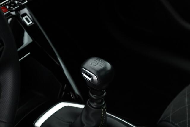 Peugeot 208 1.2 PureTech GT Pack | Adapt. Cruise | Keyless | Camera | Pano | Navi