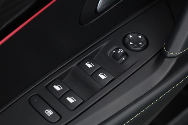 Peugeot 208 1.2 PureTech GT Pack | Adapt. Cruise | Keyless | Camera | Pano | Navi