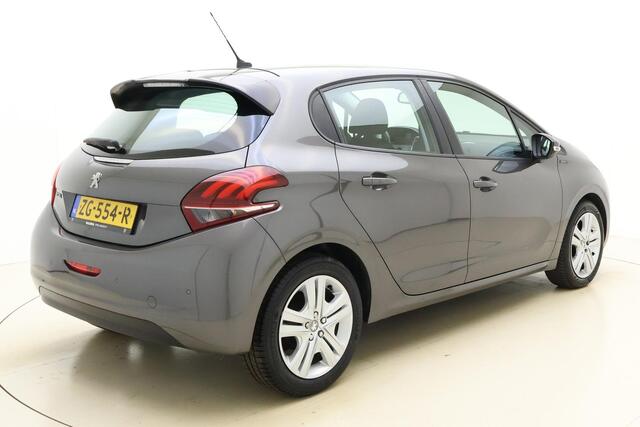 Peugeot 208 1.2 PureTech Signature | Navigatie | Cruise Control | Apple Carplay | Parkeersensoren achter |