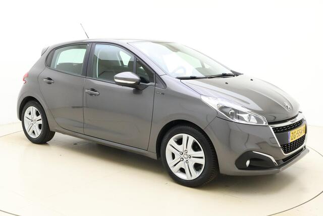 Peugeot 208 1.2 PureTech Signature | Navigatie | Cruise Control | Apple Carplay | Parkeersensoren achter |