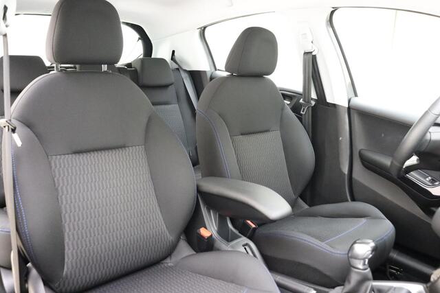 Peugeot 208 1.2 PureTech Signature | Navigatie | Cruise Control | Apple Carplay | Parkeersensoren achter |