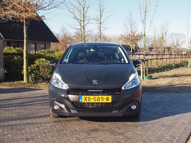 Peugeot 208 1.2 PureTech GT-Line | Panoramadak | Apple Carplay | Cruise Control | Automaat |