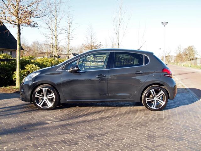 Peugeot 208 1.2 PureTech GT-Line | Panoramadak | Apple Carplay | Cruise Control | Automaat |