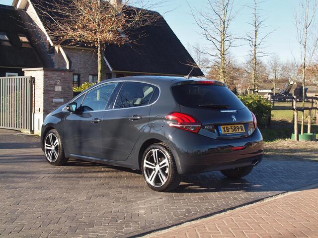 Peugeot 208 1.2 PureTech GT-Line | Panoramadak | Apple Carplay | Cruise Control | Automaat |