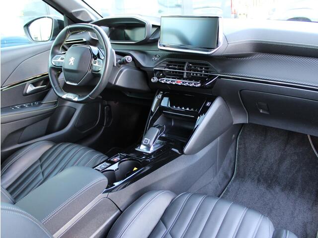 Peugeot 208 1.2 PureTech GT-Line Automaat | Navi / Leder / Camera