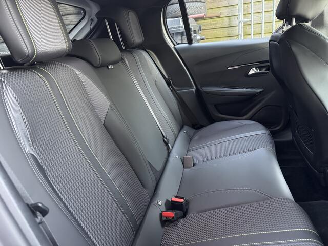 Peugeot 208 100pk PureTech GT, Camera | Navi & CarPlay
