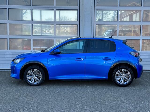 Peugeot 208 EV ALLURE 50 KWH GT Panodakje!!