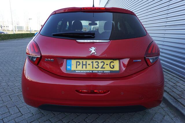 Peugeot 208 1.2 PureTech Allure Climate / Cruise / Navi / Lm velgen / NAP