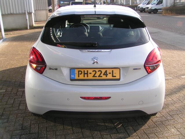 Peugeot 208 1.2 PureT. Blue Lion