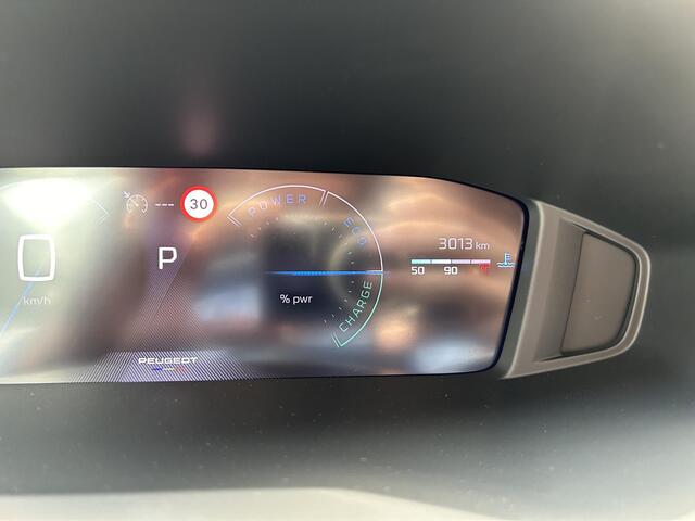 Peugeot 208 1.2 Hybrid 100 PK e-DCS6 Allure | Nieuw Model 2024! | Hybride Elektrisch rijden met Automaat | Navigatie | Parkeercamera | draadloze telefoonlader | Stoelverwarming | LED Verlichting | Apple Carplay/Android Auto