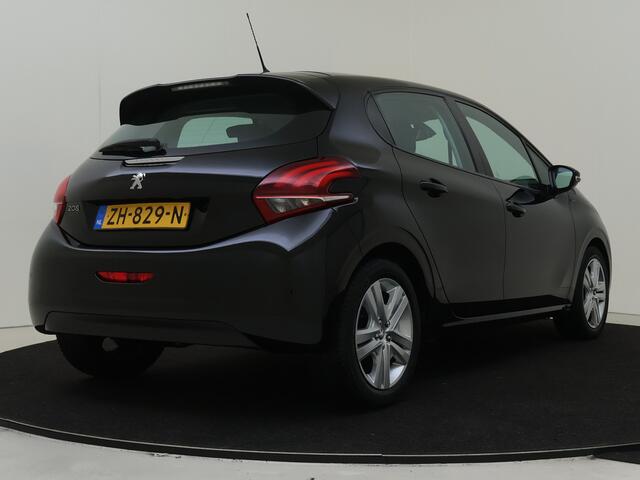 Peugeot 208 1.2 82PK Signature | Parkeerhulp | Navigatie | Cruise control |