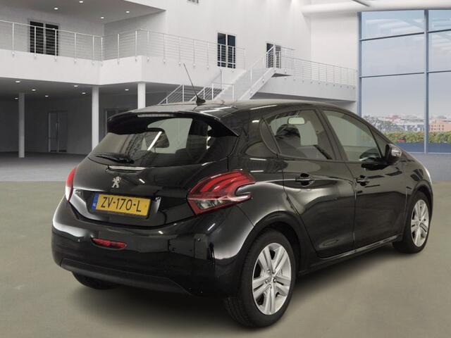 Peugeot 208 1.2 PT Signature, Navigatie! Cruise! Lm Velgen! Zondag OPEN!