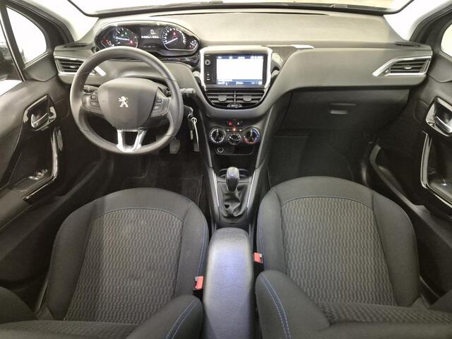 Peugeot 208 1.2 PT Signature, Navigatie! Cruise! Lm Velgen! Zondag OPEN!