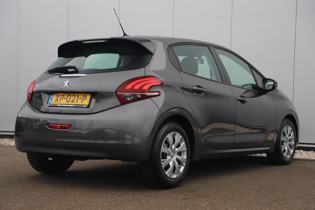 Peugeot 208 1.5 BlueHDi Blue Lease Active Navigatie Carplay Android Airco Cruise Parkeersensor Bluetooth Elektrische Ramen