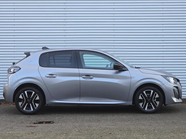 Peugeot 208 5-deurs Allure 1.2 Turbo 100pk EAT8 AUTOMAAT | NAVI | STOELVERW. | 360° CAMERA V+A | DRAADLOZE APPLE CARPLAY / ANDROID AUTO | DODEHOEKBEW. | CLIMA | DAB+