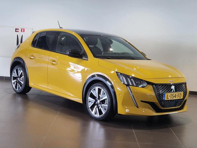 Peugeot 208 5-deurs GT 1.2 Turbo 100pk H6 | CAMERA | BLACK DIAMOND DAK | NAVI | PARKEERHULP |