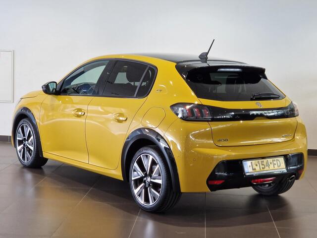 Peugeot 208 5-deurs GT 1.2 Turbo 100pk H6 | CAMERA | BLACK DIAMOND DAK | NAVI | PARKEERHULP |