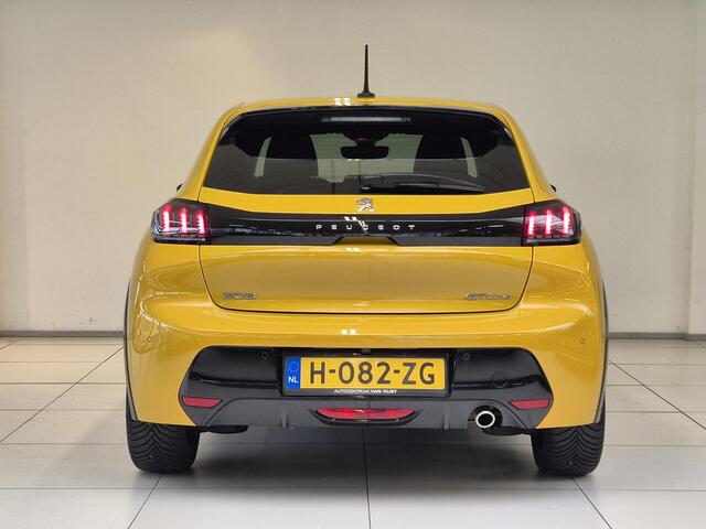 Peugeot 208 1.2 PureTech GT-Line | Navigatie | Stoelverwarming | Cruise Control Adaptief | Apple Carplay/Android Auto |