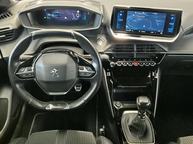 Peugeot 208 1.2 PureTech GT-Line | Navigatie | Stoelverwarming | Cruise Control Adaptief | Apple Carplay/Android Auto |