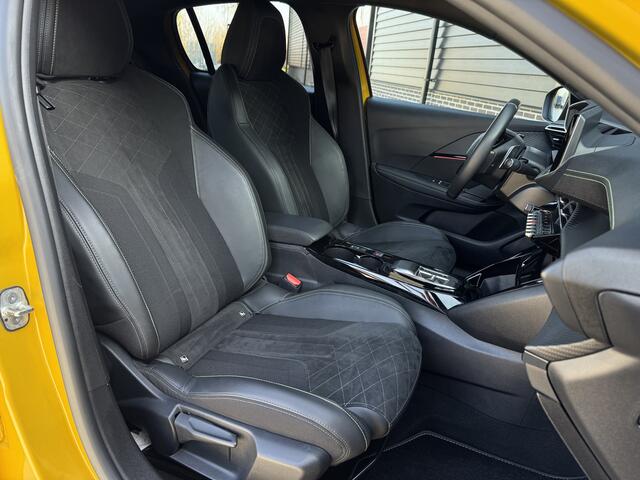 Peugeot 208 1.2 PureTech GT Pack Trekhaak, Camera, Alcantara