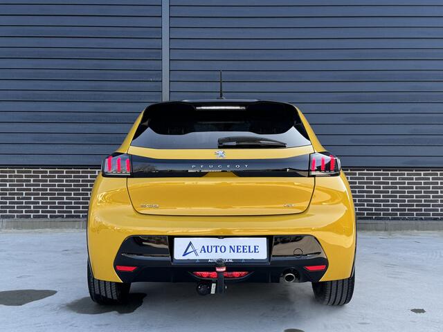 Peugeot 208 1.2 PureTech GT Pack Trekhaak, Camera, Alcantara