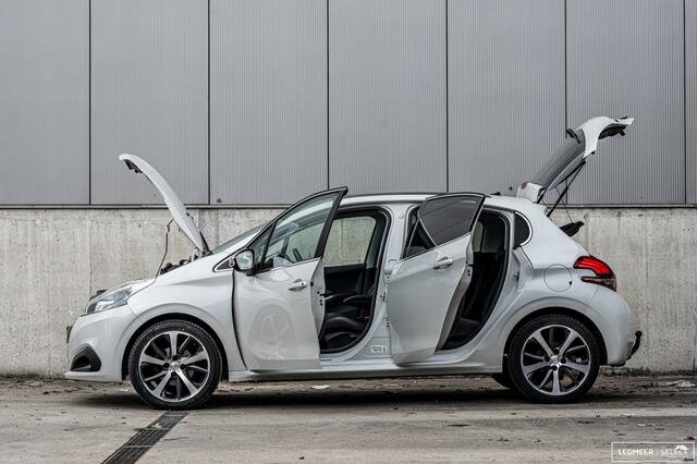 Peugeot 208 1.2 (110PK) Pano, Leder, Nw distr. Dealeroh.