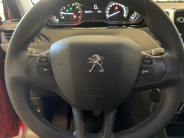 Peugeot 208 1.2 PureTech Blue Lion NAVIGATIE-AIRCO-PARKEERSENSOREN