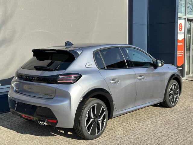 Peugeot 208 1.2 Hybrid 145 e-DCS6 GT | Bouwjaar 2025 | Full LED Verlichting | Navigatie via Telefoon | Camera | Parkeersensoren | Cruise Control | Keyless Entry | Dakspoiler | DAB+ Radio | Digitaal Dashboard | Apple Carplay Draadloos | Sportieve GT Uitvoering |