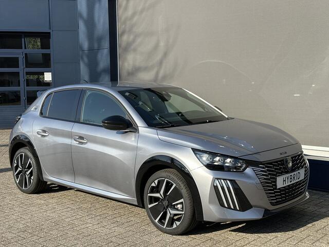 Peugeot 208 1.2 Hybrid 145 e-DCS6 GT | Bouwjaar 2025 | Full LED Verlichting | Navigatie via Telefoon | Camera | Parkeersensoren | Cruise Control | Keyless Entry | Dakspoiler | DAB+ Radio | Digitaal Dashboard | Apple Carplay Draadloos | Sportieve GT Uitvoering |