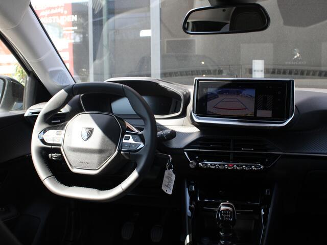 Peugeot 208 1.2 PureTech 100 Allure Navigatie, Stoelverwarming, Camera achter, Parkeerhulp voor & Achter, Lichtmetalen velgen