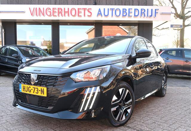 Peugeot 208 100 Pk Benzine * Luxe Allure * Navigatie * Groot Touch Screen Scherm Multi Media * 1/2 Leder Interieur * Camera Voor en Achter * Climate & Adaptive Cruise Control * Keyless Entry & Start Button * Dodehoekbewaking * Vingerhoets; Vierde Generatie Eerstekla