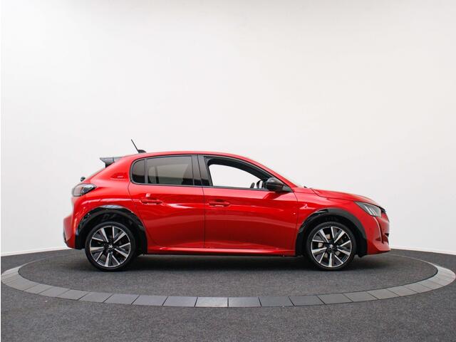 Peugeot 208 1.2 PureTech GT Pack Automaat | Navigatie | Camera