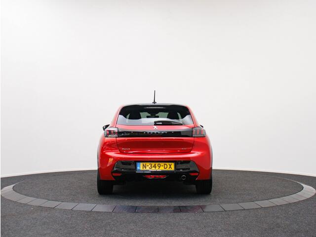Peugeot 208 1.2 PureTech GT Pack Automaat | Navigatie | Camera