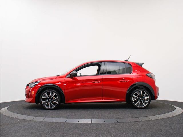 Peugeot 208 1.2 PureTech GT Pack Automaat | Navigatie | Camera