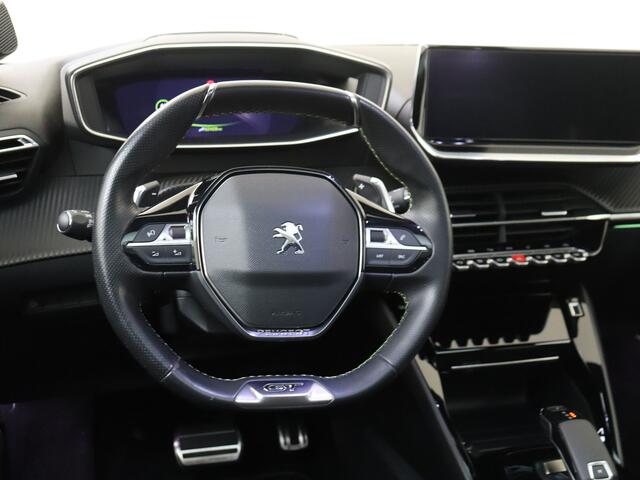 Peugeot 208 1.2 PureTech GT Automaat | Navigatie | Parkeersensoren
